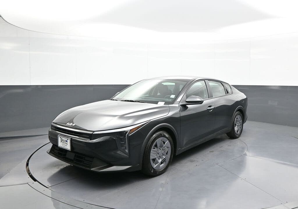 2025 Kia K4 LX FWD