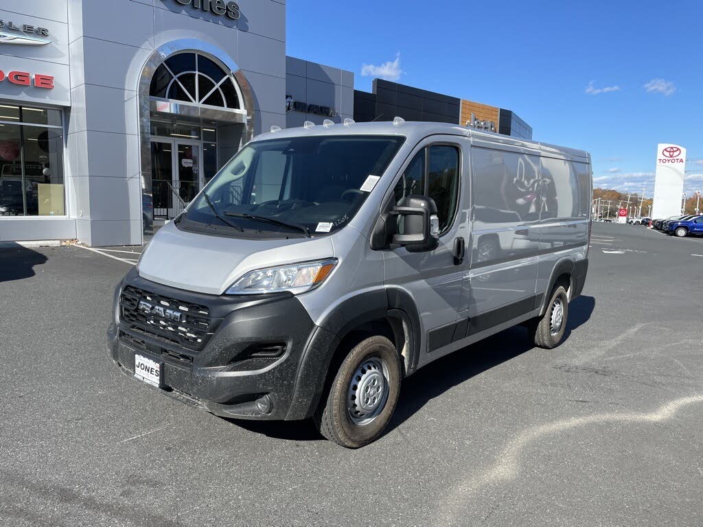 2026 RAM ProMaster 2500 Tradesman 136 Low Roof Cargo Van FWD