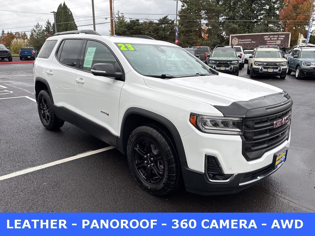 2023 GMC Acadia AT4 AWD