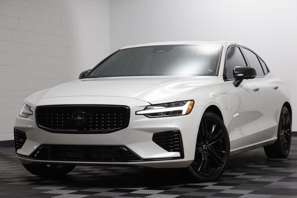 2024 Volvo S60 Recharge T8 Plus Black Edition eAWD