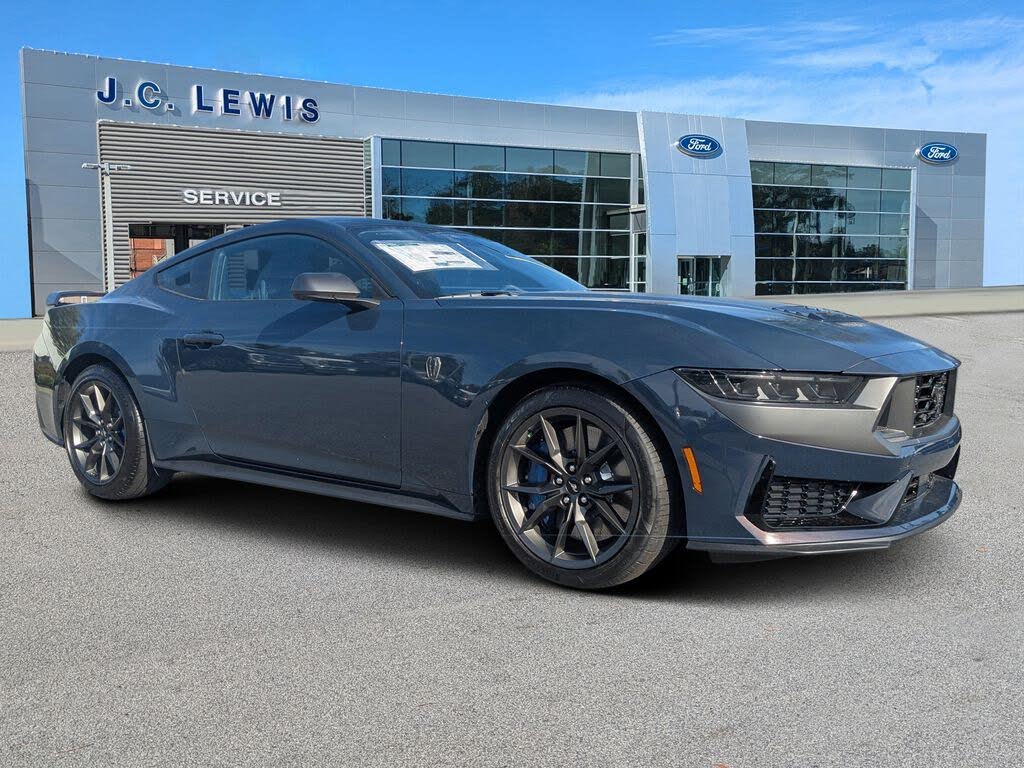2025 Ford Mustang Dark Horse Fastback RWD