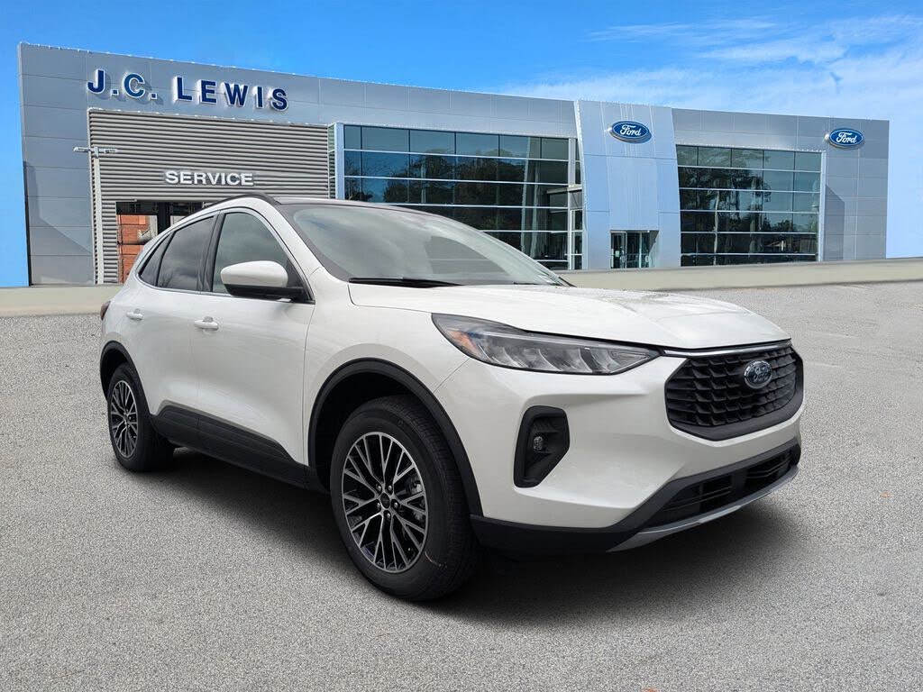 2026 Ford Escape Hybrid Plug-in FWD