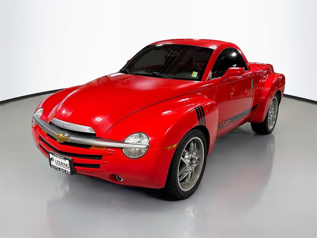 2004 Chevrolet SSR LS RWD