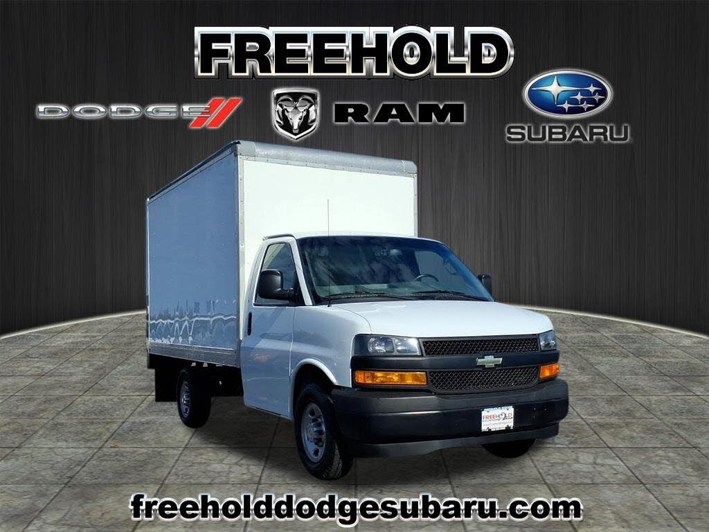 2018 Chevrolet Express Chassis 3500 139 Cutaway RWD