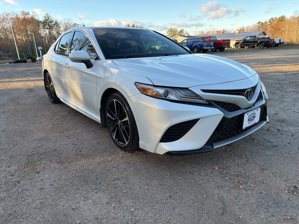 2019 Toyota Camry XSE FWD