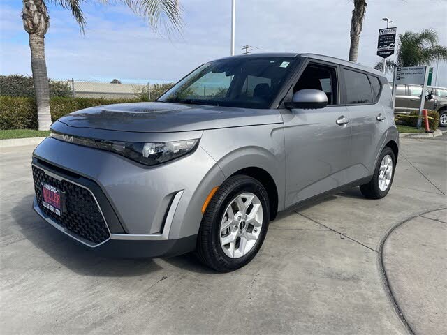 2023 Kia Soul LX FWD