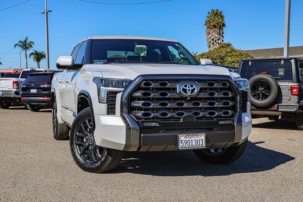 2023 Toyota Tundra Hybrid Platinum HV CrewMax Cab 4WD