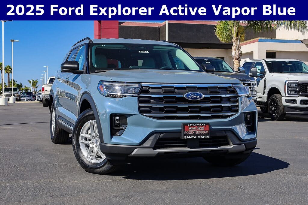 2025 Ford Explorer Active RWD