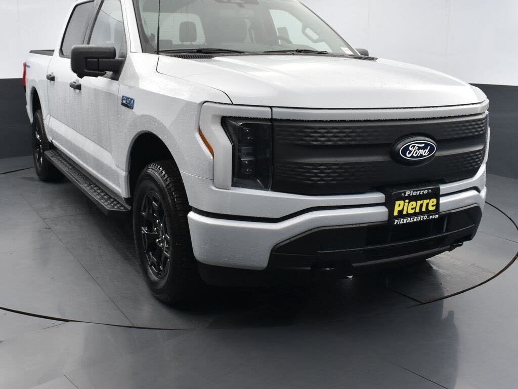 2025 Ford F-150 Lightning XLT SuperCrew AWD