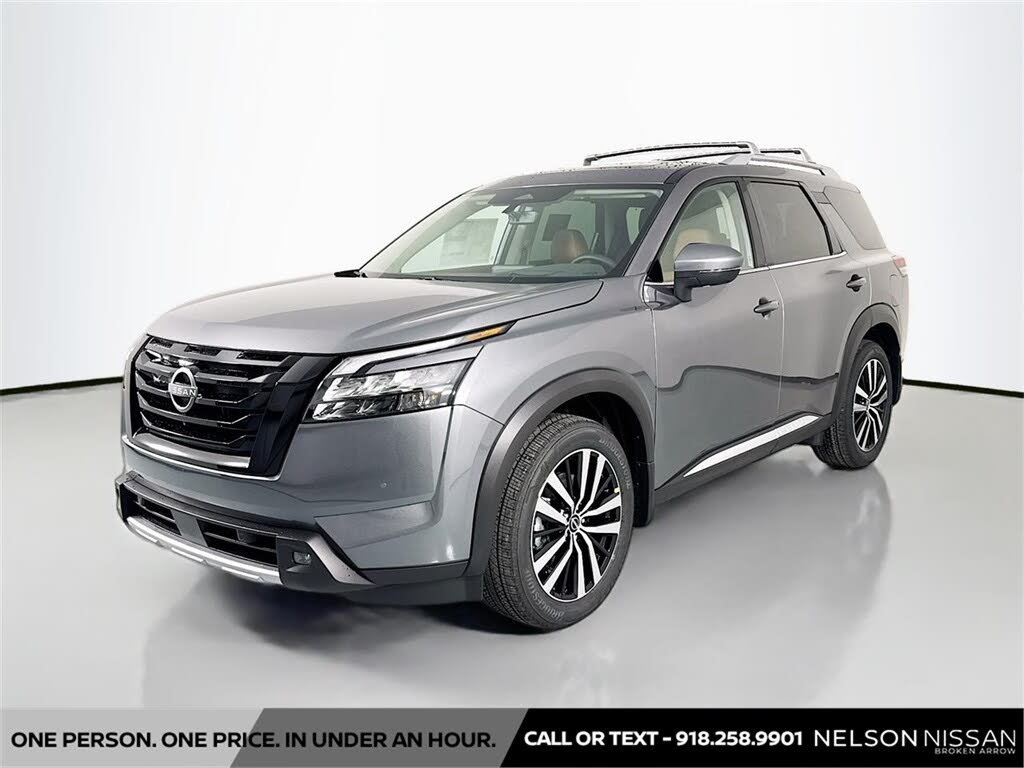 2025 Nissan Pathfinder Platinum 4WD