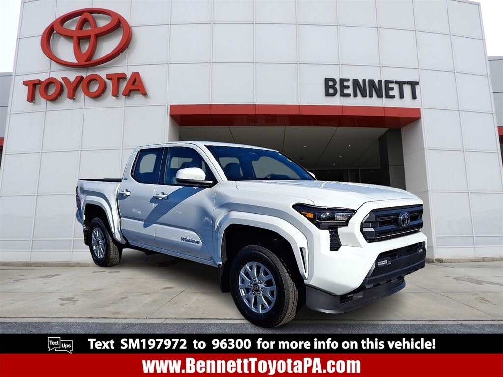 2025 Toyota Tacoma SR5 Double Cab 4WD