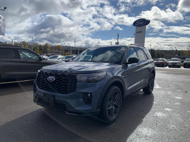 2026 Ford Explorer ST-Line AWD