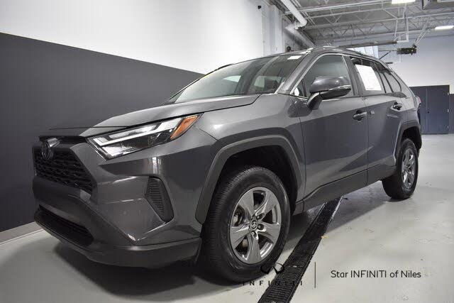 2024 Toyota RAV4 XLE FWD