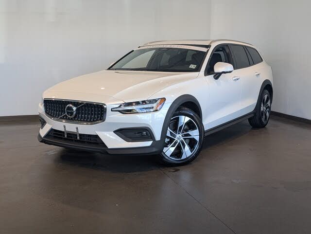 2024 Volvo V60 Cross Country B5 Plus AWD