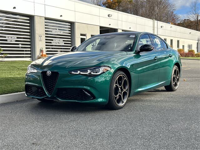 2025 Alfa Romeo Giulia Intensa AWD