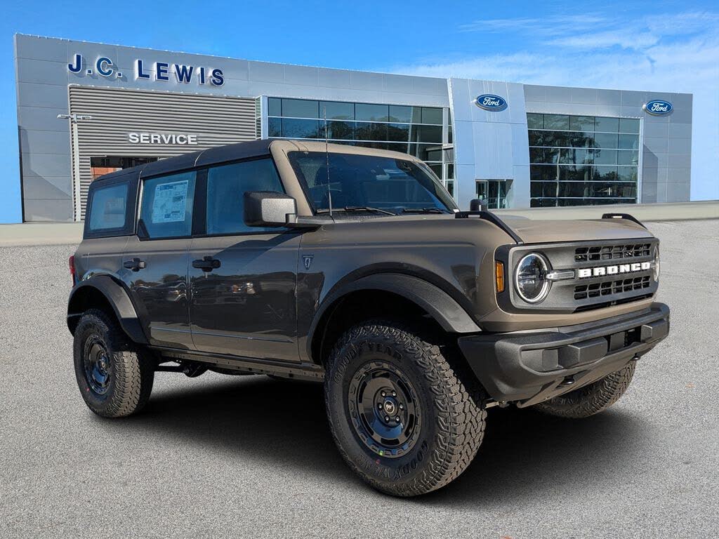 2025 Ford Bronco 4-Door 4WD