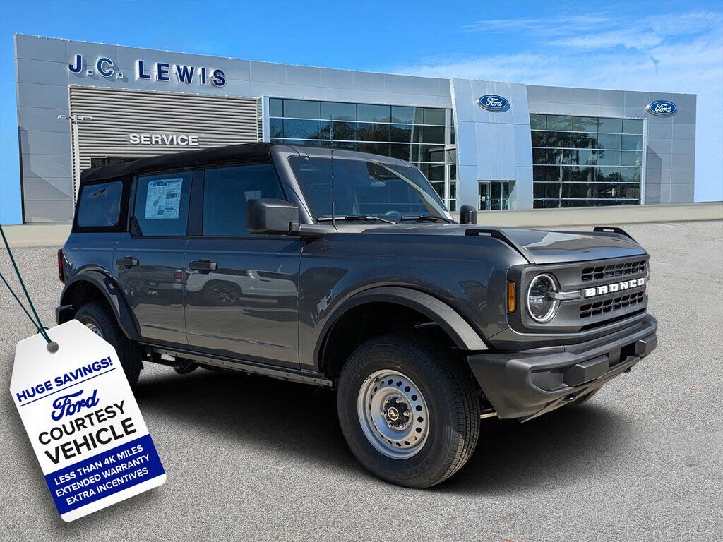 2025 Ford Bronco 4-Door 4WD