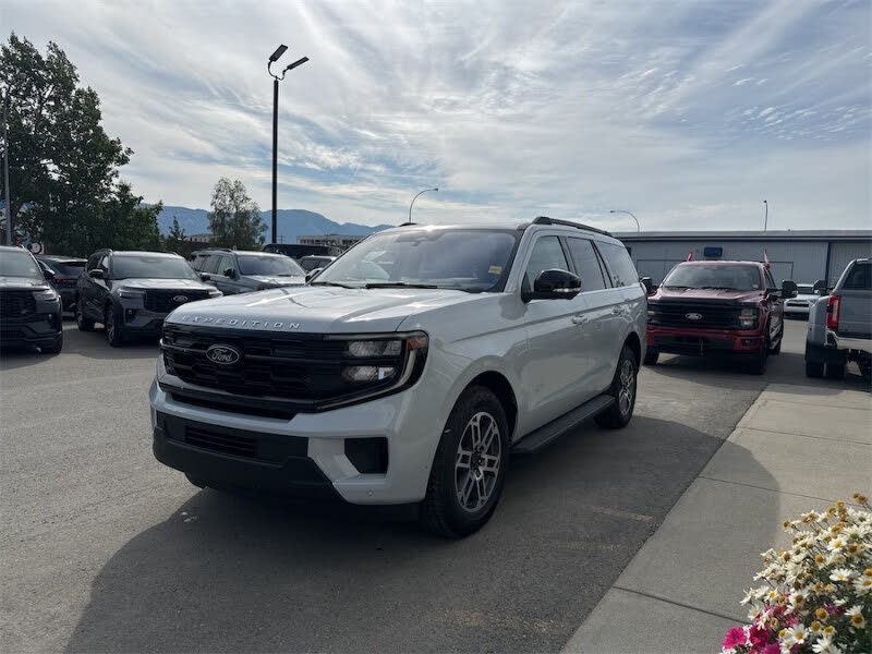 2025 Ford Expedition Active 4WD