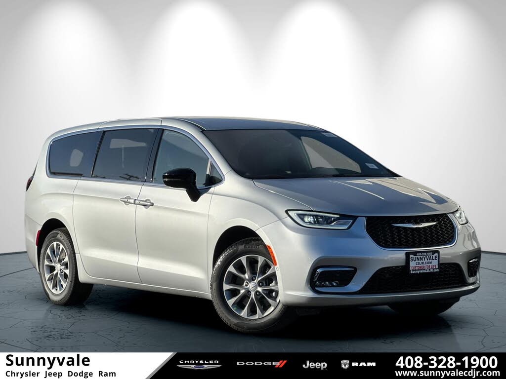 2026 Chrysler Pacifica Select AWD