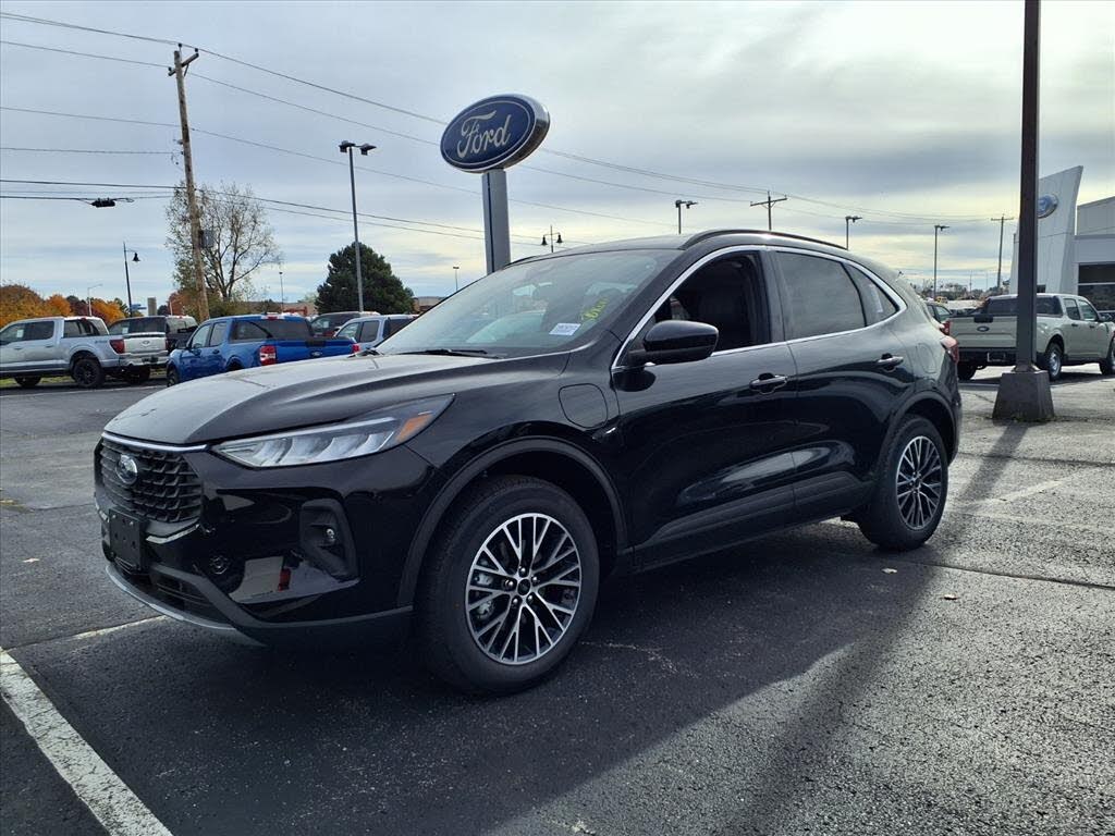 2026 Ford Escape Hybrid Plug-in FWD