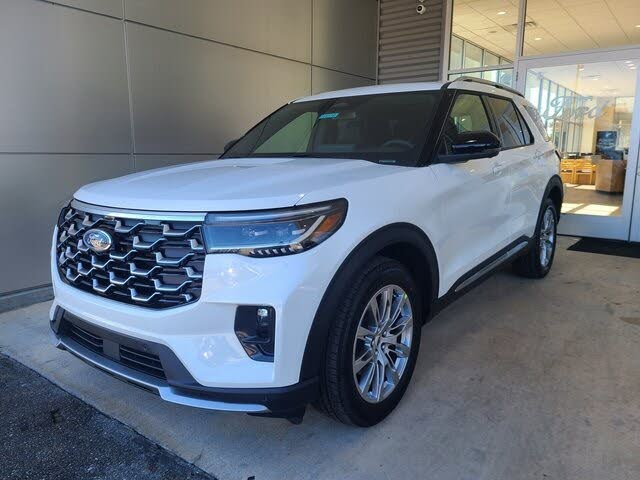 2026 Ford Explorer Platinum AWD