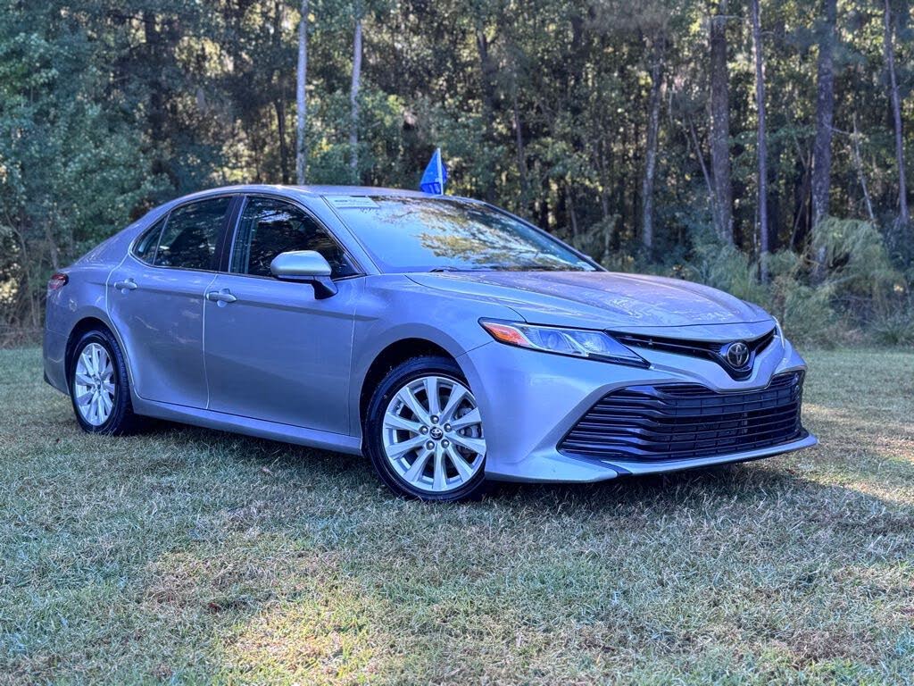 2019 Toyota Camry LE FWD