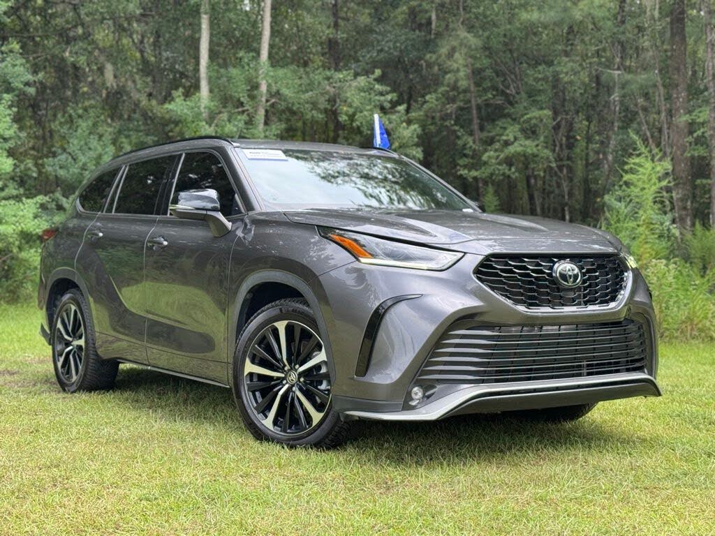 2022 Toyota Highlander XSE FWD