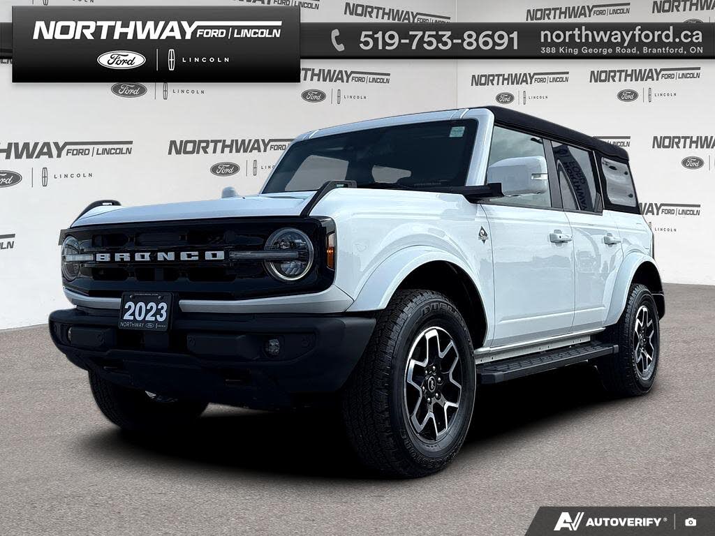 2023 Ford Bronco Outer Banks 4-Door 4WD