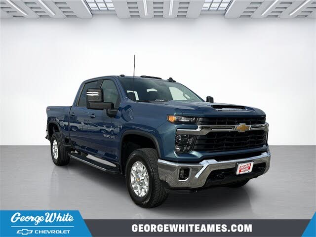2025 Chevrolet Silverado 3500HD LT Crew Cab 4WD