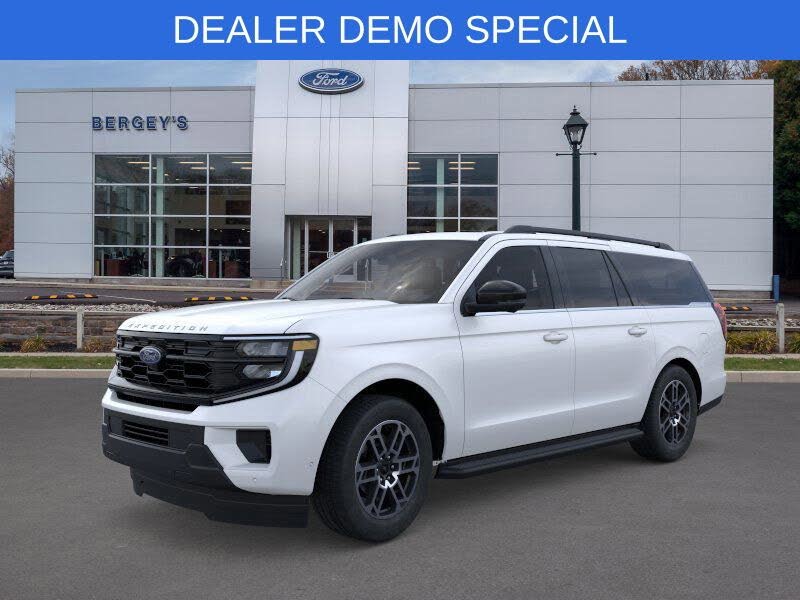 2025 Ford Expedition MAX Active 4WD