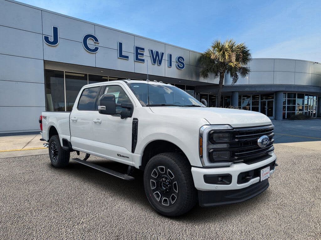 2025 Ford F-350 Super Duty Platinum Crew Cab 4WD