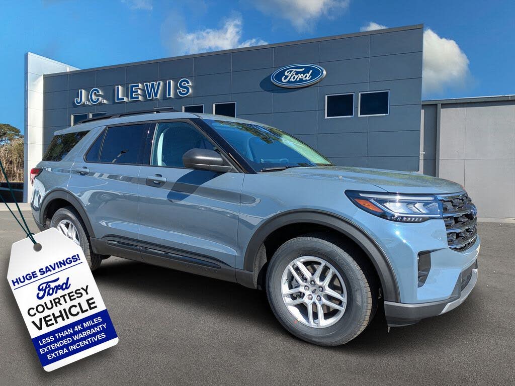 2026 Ford Explorer Active RWD
