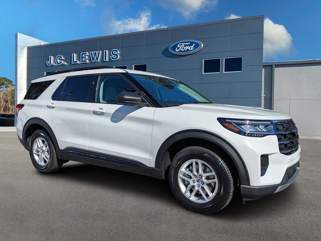 2026 Ford Explorer Active RWD