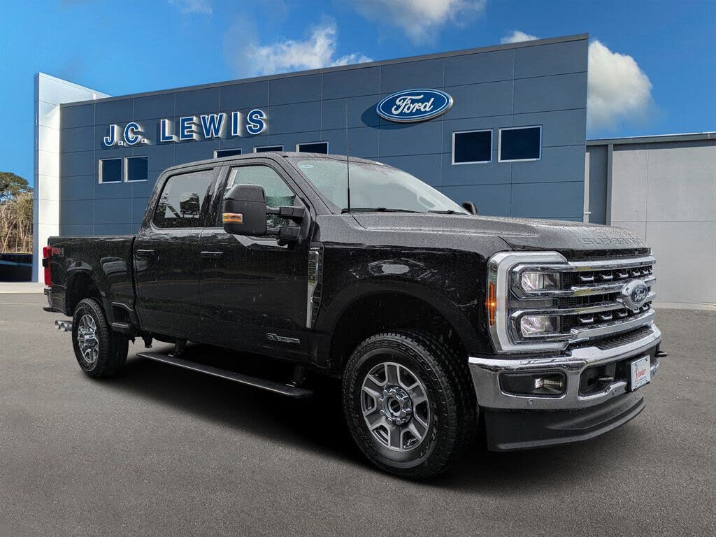 2026 Ford F-250 Super Duty Lariat Crew Cab 4WD