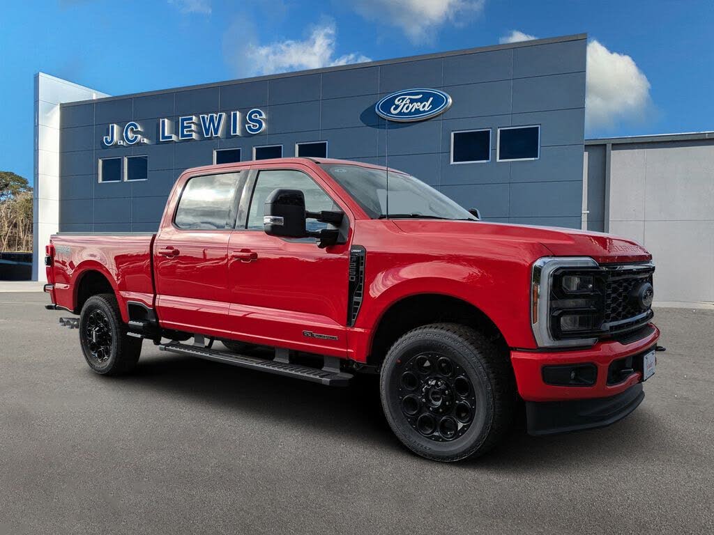 2026 Ford F-250 Super Duty Lariat Crew Cab 4WD