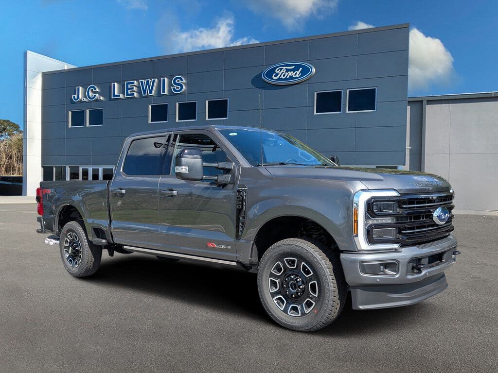 2026 Ford F-350 Super Duty Platinum Crew Cab 4WD