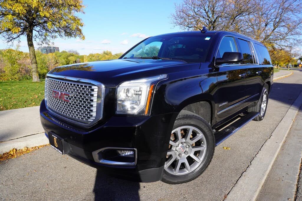 2017 GMC Yukon XL Denali 4WD