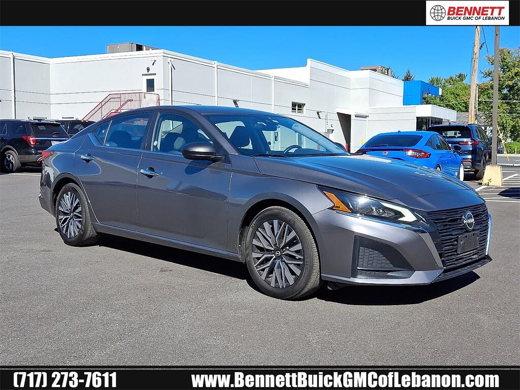 2024 Nissan Altima 2.5 SV FWD