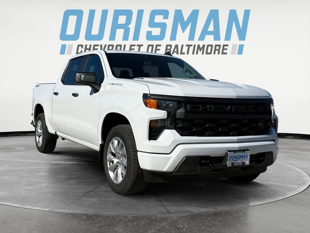 2026 Chevrolet Silverado 1500 Custom Crew Cab 4WD