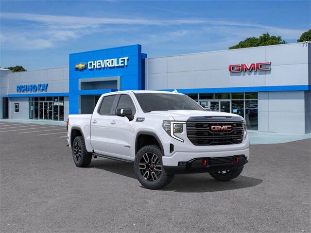 2026 GMC Sierra 1500 AT4 Crew Cab 4WD