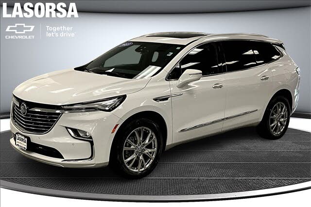 2023 Buick Enclave Essence AWD