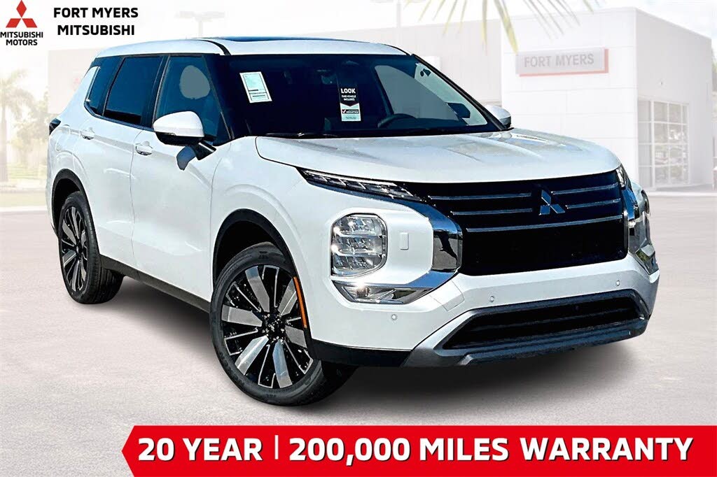 2025 Mitsubishi Outlander SE FWD