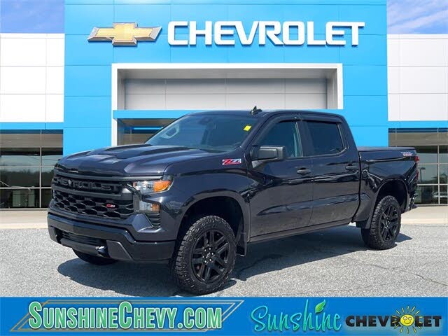 2024 Chevrolet Silverado 1500 Custom Trail Boss Crew Cab 4WD