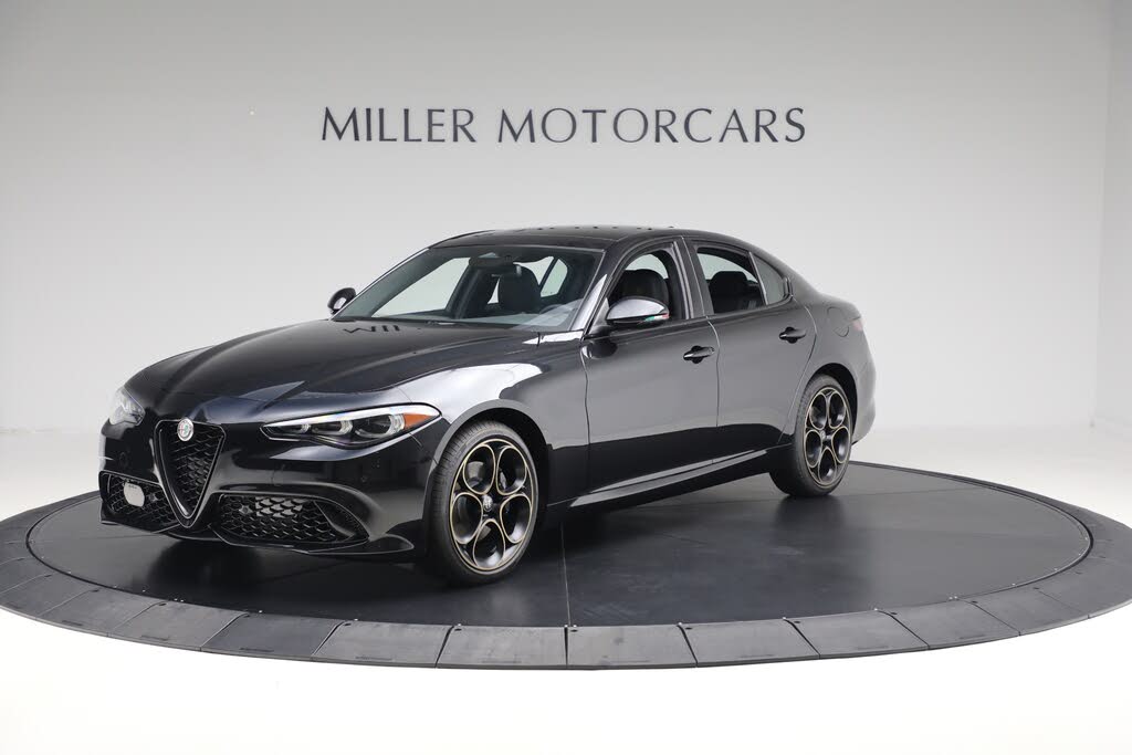 2025 Alfa Romeo Giulia Intensa AWD