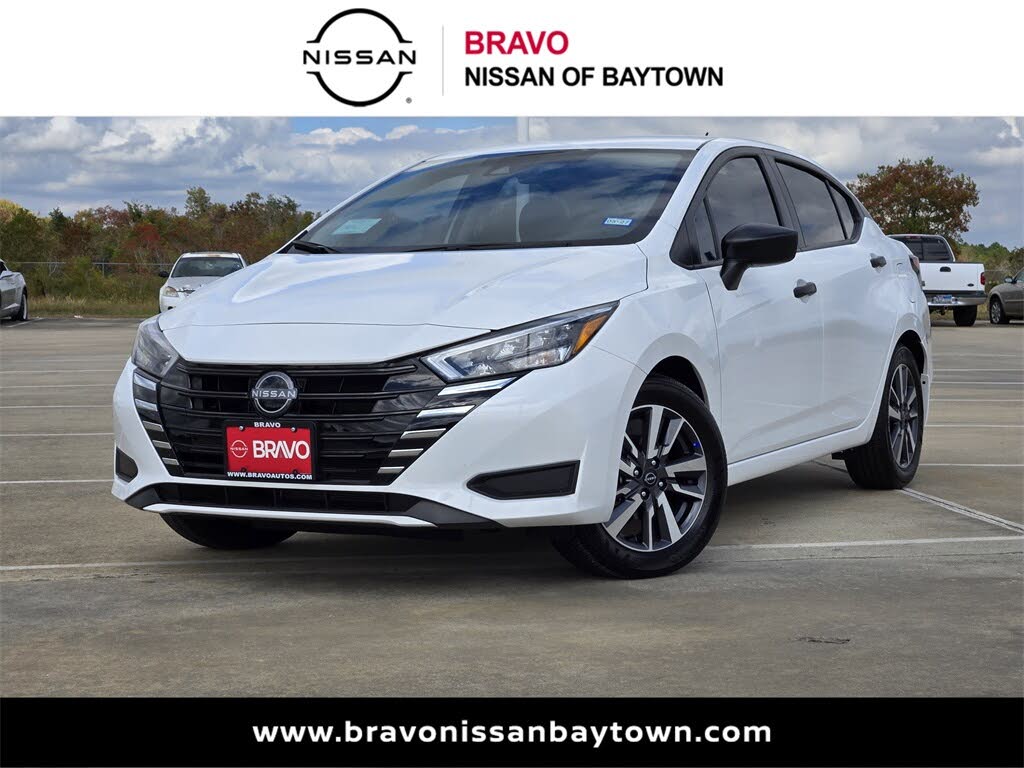 2025 Nissan Versa S FWD