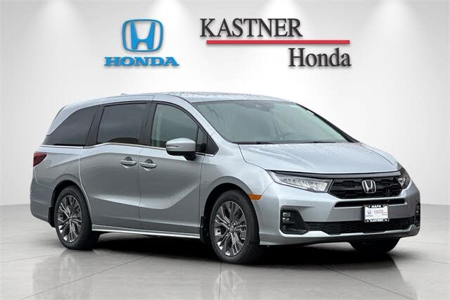 2026 Honda Odyssey Touring FWD