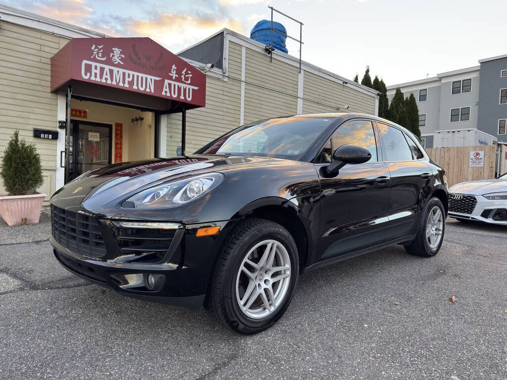 2018 Porsche Macan AWD