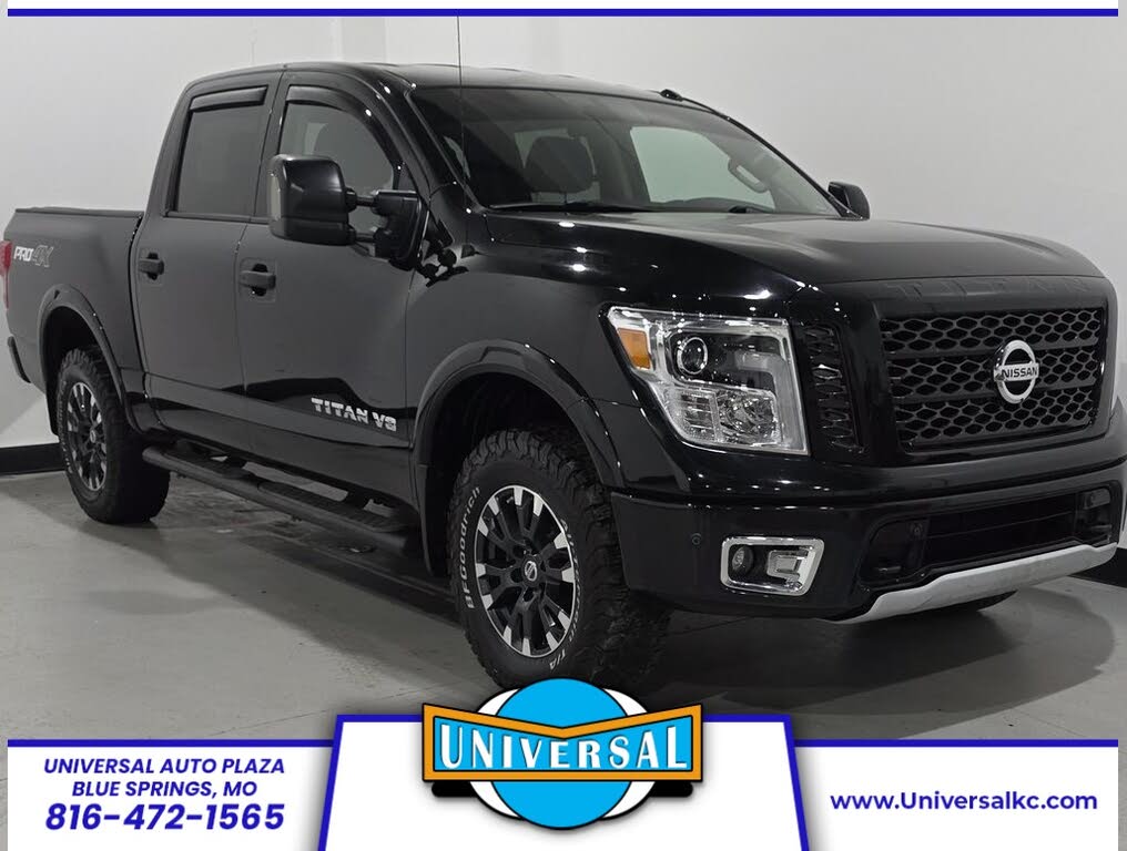 2019 Nissan Titan PRO-4X Crew Cab 4WD