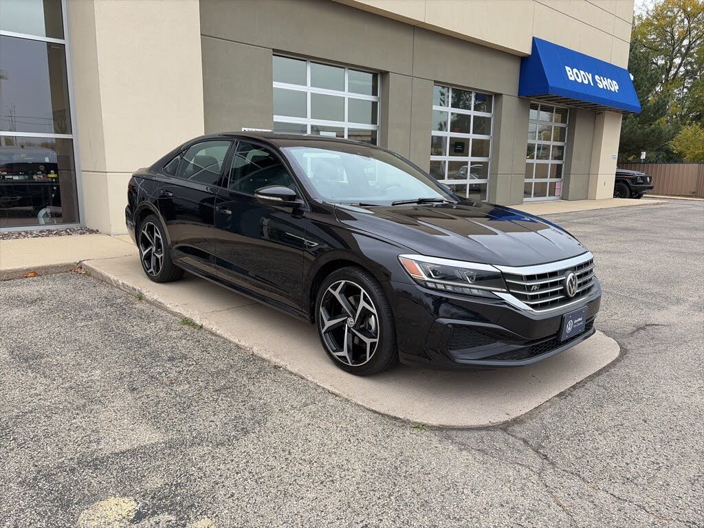 2021 Volkswagen Passat 2.0T R-Line FWD