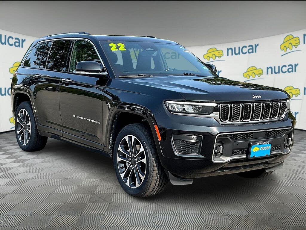 2022 Jeep Grand Cherokee Overland 4WD